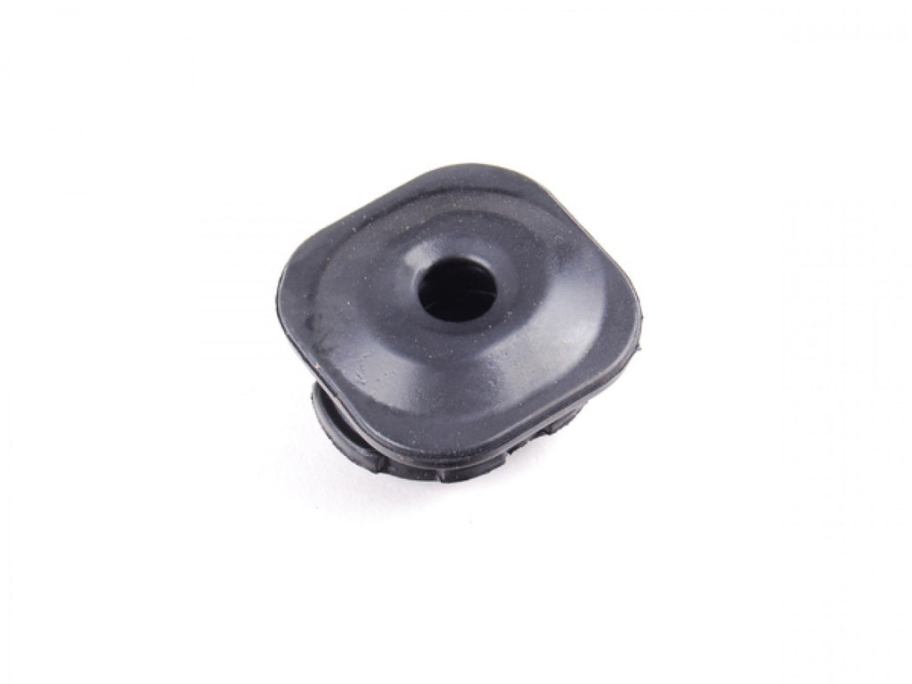 AUDI / VW  MOUNTING  8K0-121-275C