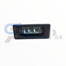 将图片加载到图库查看器，AUDI / VW  LED LICENCE PLATE   3AF-943-021A