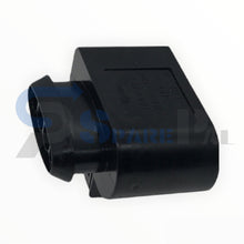 将图片加载到图库查看器，AUDI / VW  HOUSING 4針插頭  4B0-973-724
